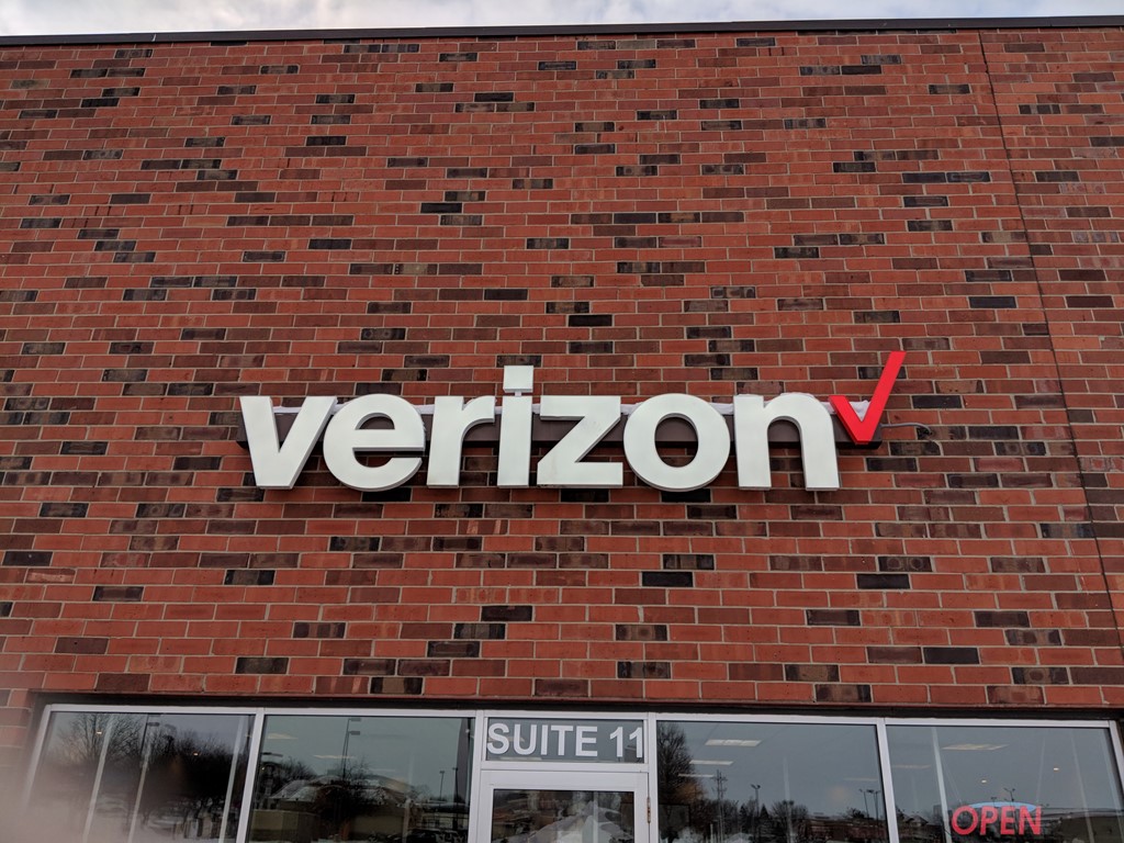 Wireless World/Verizon - Owatonna Store Image